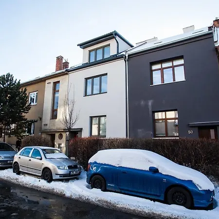 Haas Apartament *